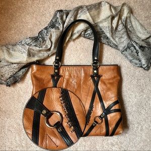 100% Genuine Leather Tre Vero Handbag